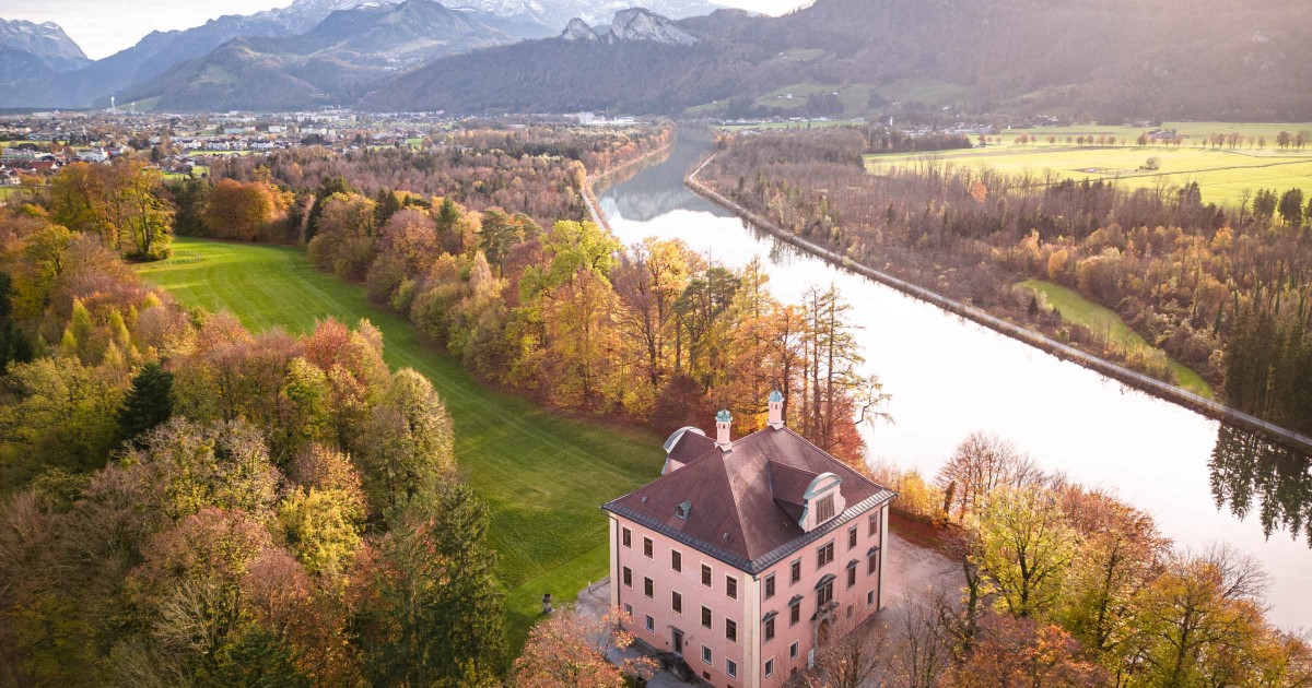 Schloss Urstein © TVB Puch - Kuscheiart